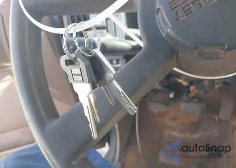 1994 Chevrolet Blazer S10 из США, поврежденный, VIN 1GNCS13W3R0180933